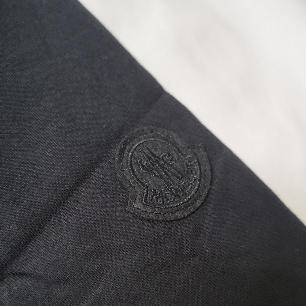 Moncler Black Short Sleeve T-Shirt with White Logo - Picture 3 of 6